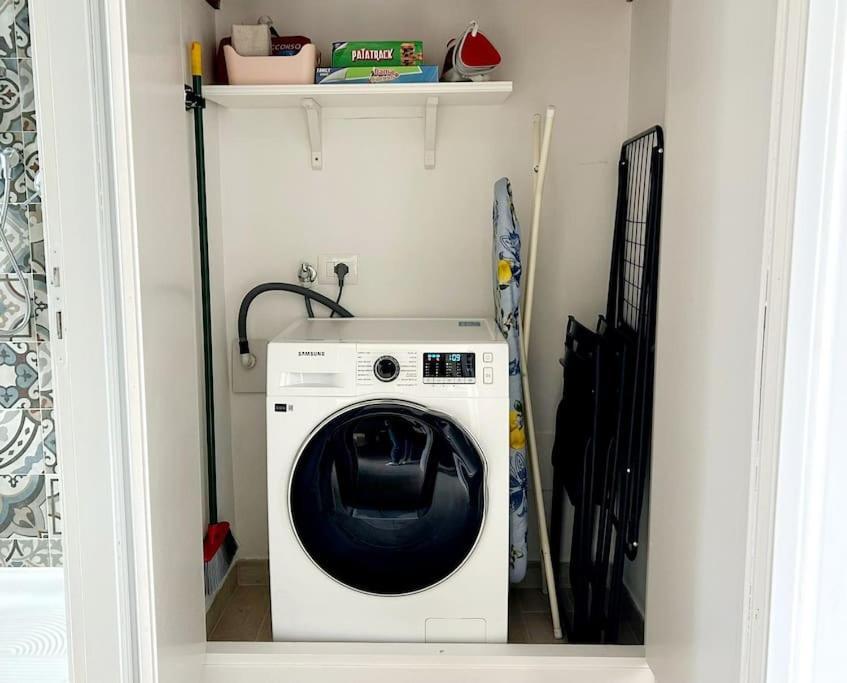 スカンディッチDeledda19 Casa A 15 Minuti Da Firenzeアパートメント エクステリア 写真